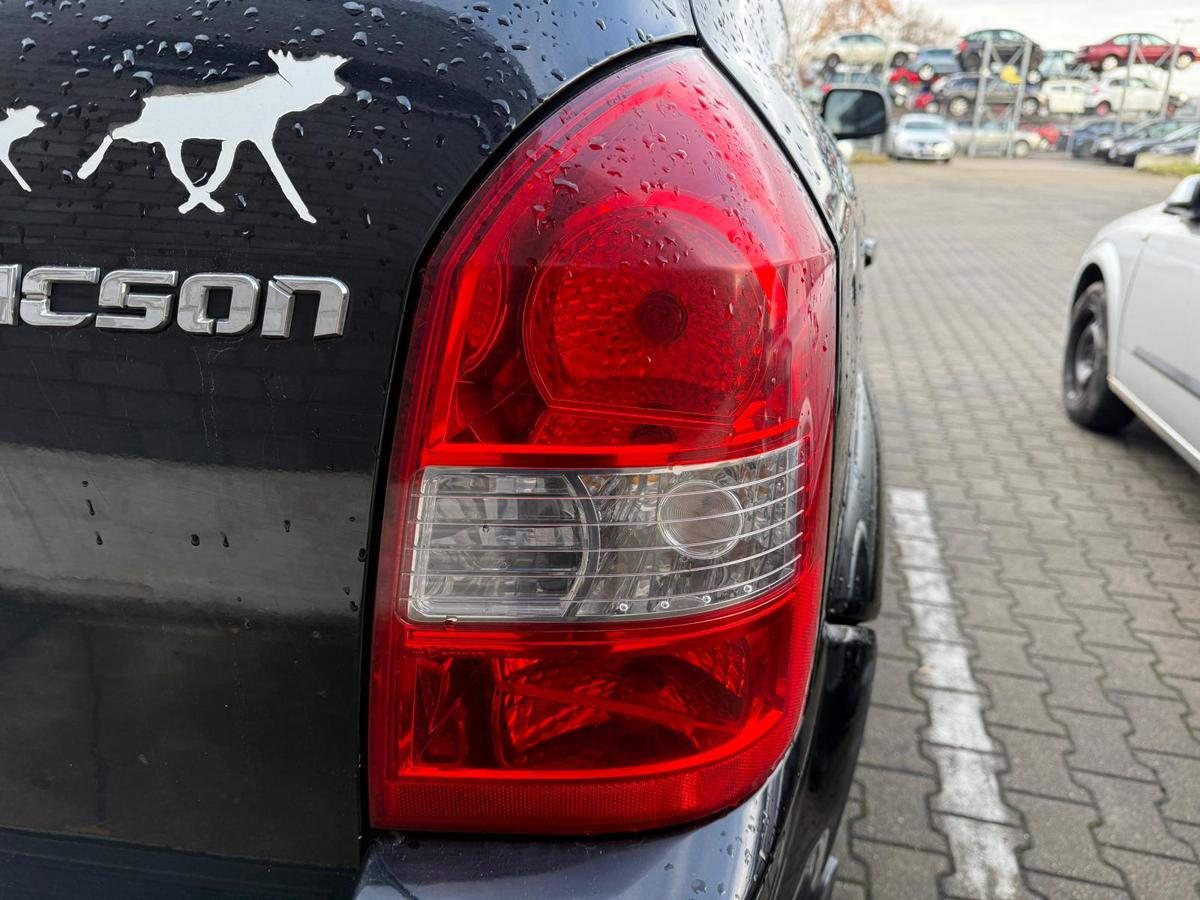 Hyundai Tucson JM original R&uuml;cklicht R&uuml;ckleuchte Schlussleuchte rechts BJ06